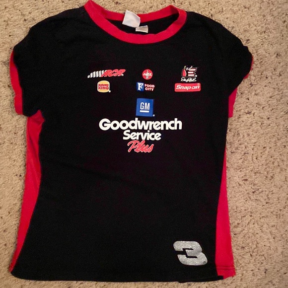 Nascar Tops - Women’s Dale Earnhardt NASCAR top.